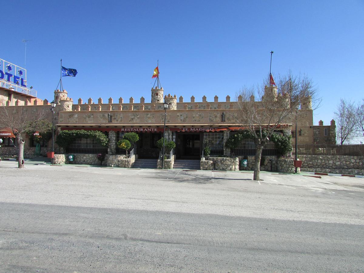 Hotel Real Castillo لاغوارديا المظهر الخارجي الصورة